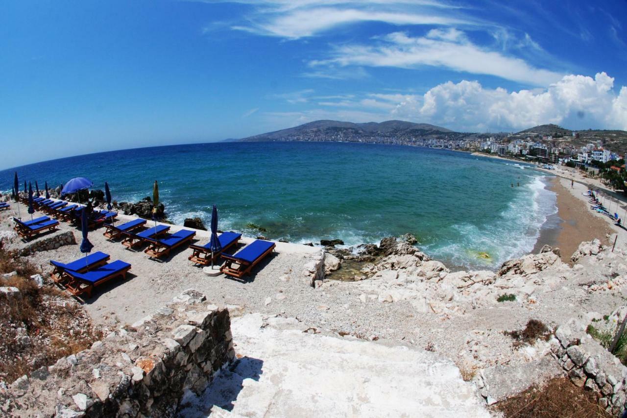 Ocean Hotel Sarandë エクステリア 写真